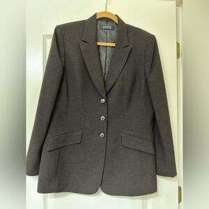 Kasper women’s large dark brown blazer, lined, lightweight